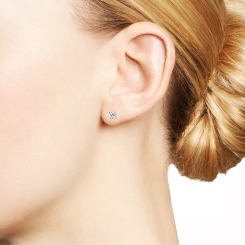 NWT Bloomingdale’s Natural Diamond Stud Earrings (.33 ctw) - sells for $1,250